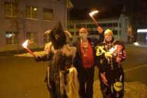 Nachtumzug «ultra light» zog durch Bassersdorf