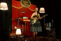 Eine Frau – ein Orchester: Frölein Da Capo begeistert mit Originalität