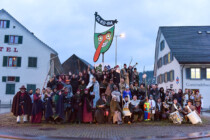 Bassersdorfer Narrenkrieger marschierten nach Elgg
